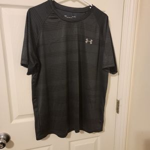 Under Armour Tshirt